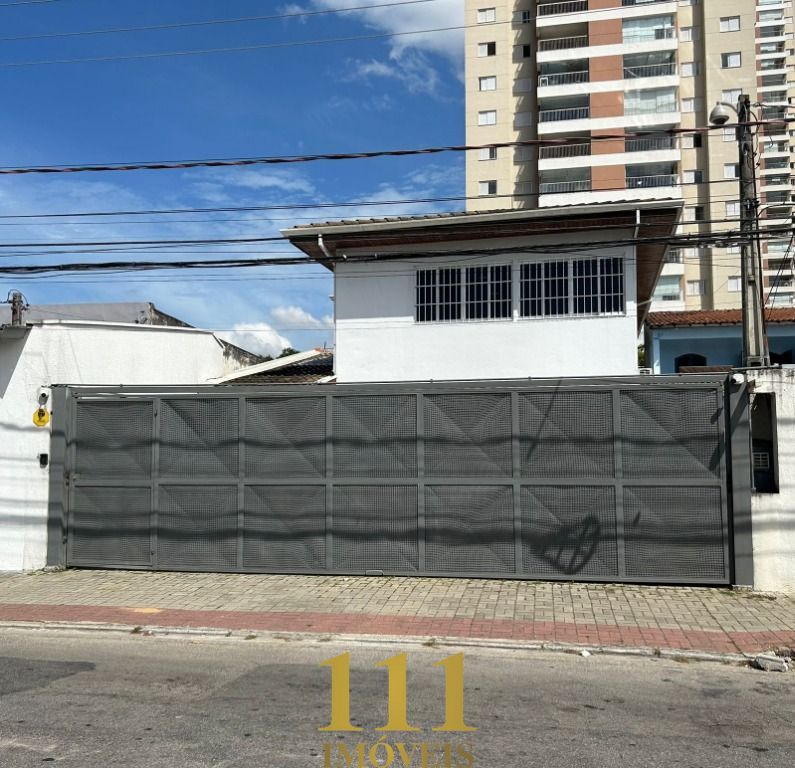 Casa com 5 dormitórios no Jardim das Indústrias - São José dos Campos/SP