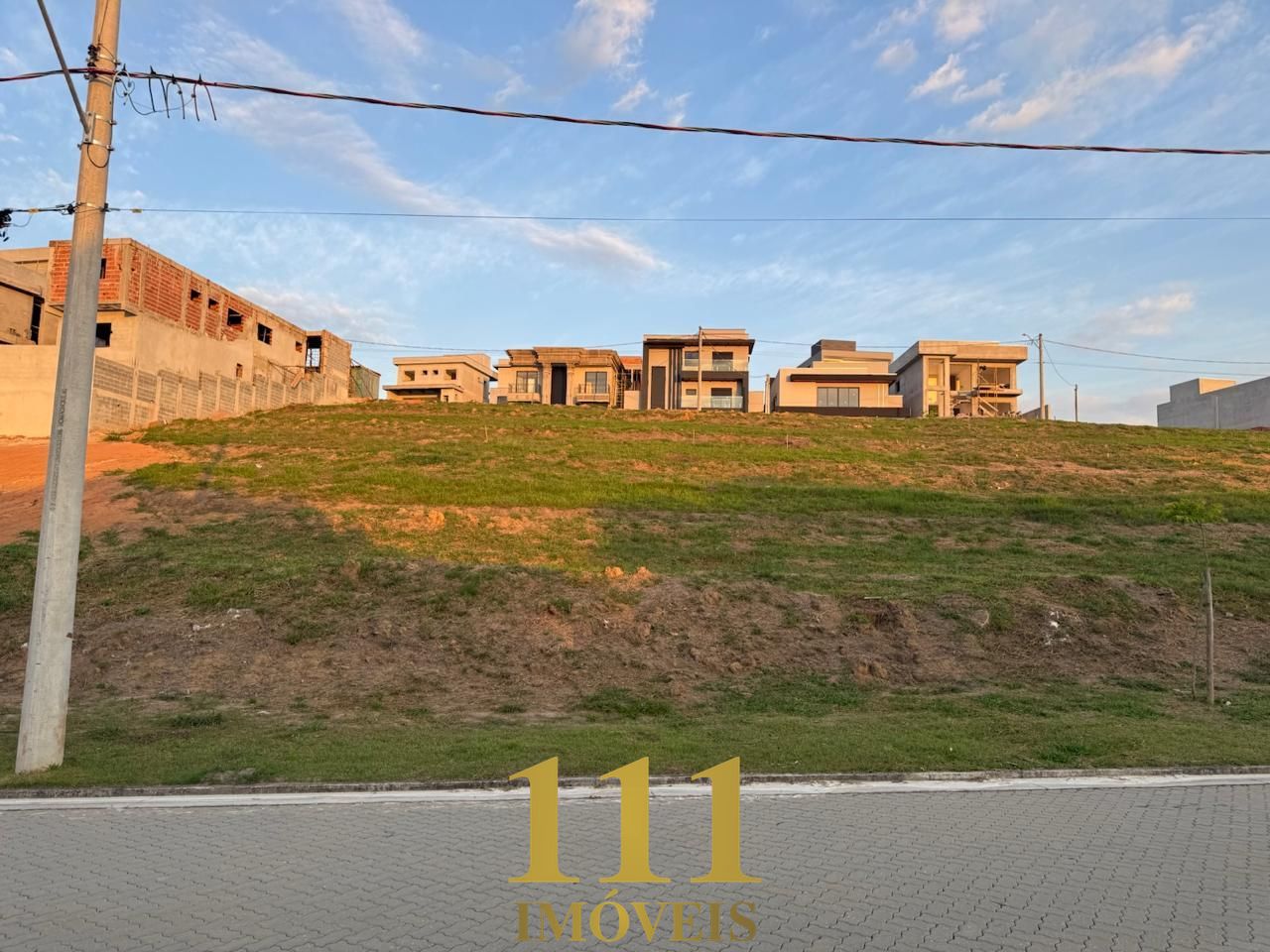 Terreno à venda no Terras Alpha vista LIVRE p/ a cidade e Nascer do SOL