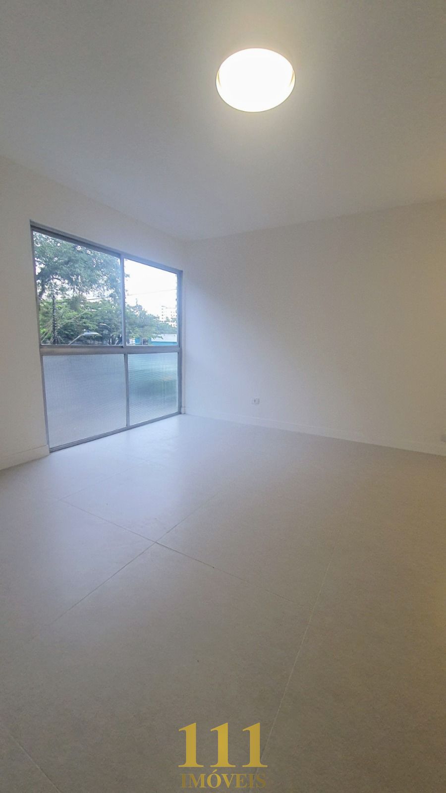 Apartamento reformado com 3 dorm sendo 2 suites, de110m² - Vila Adyanna
