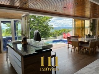 Mansão de Alto Padrão à Venda no Condomínio Jaguary | SJC | Vista Serra da Mantiqueira, Elevador e 4 Suítes