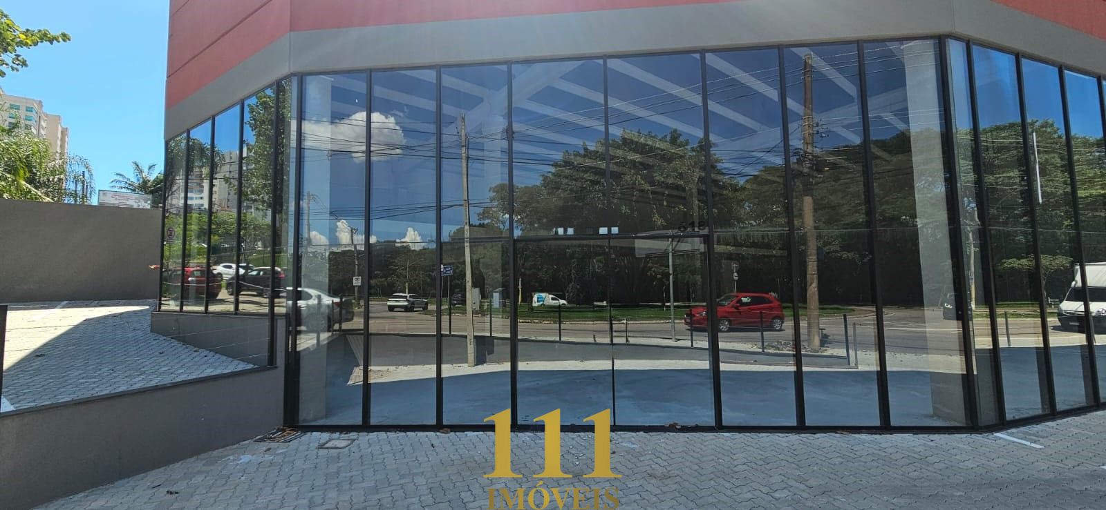 PONTO COMERCIAL NOVO NO BAIRRO AQUARIUS