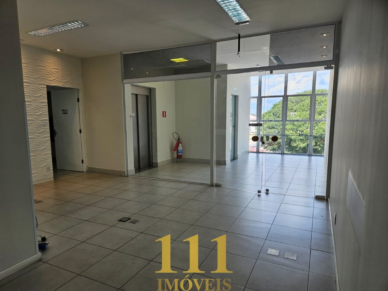 SALA COMERCIAL NO CENTRO