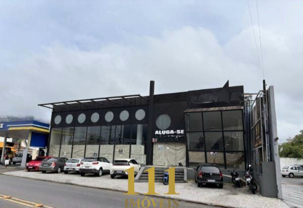 Ponto Comercial em Caraguatatuba – Amplo, Iluminado e com Excelente Estrutura