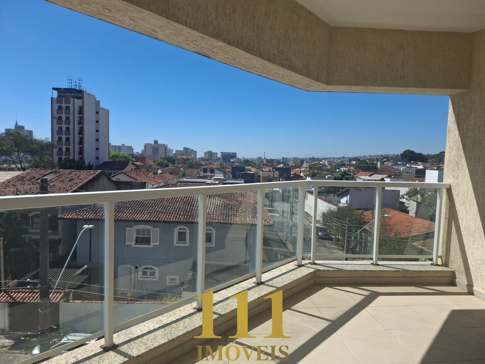 Apartamento no Residencial Étoile em Taubaté SP.