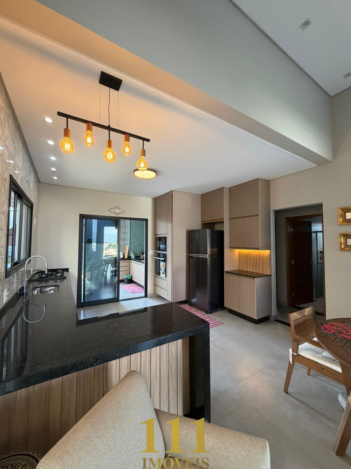 EXCELENTE OPORTUNIDADE - CASA EM CONDOMÍNIO - RESERVA DO VALE -CAÇAPAVA