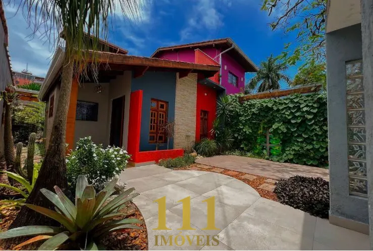 Casa com 3 dormitórios à venda, 150 m² por R$ 1.350.000,00 - Indaiá - Caraguatatuba/SP