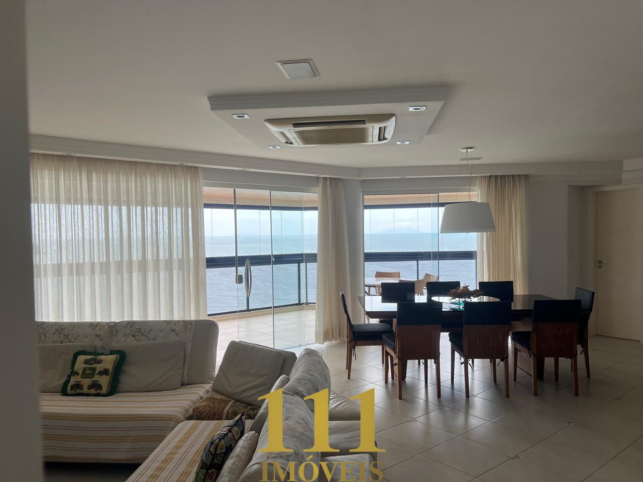 Apartamento no Edifício Fontana Di Trevi..