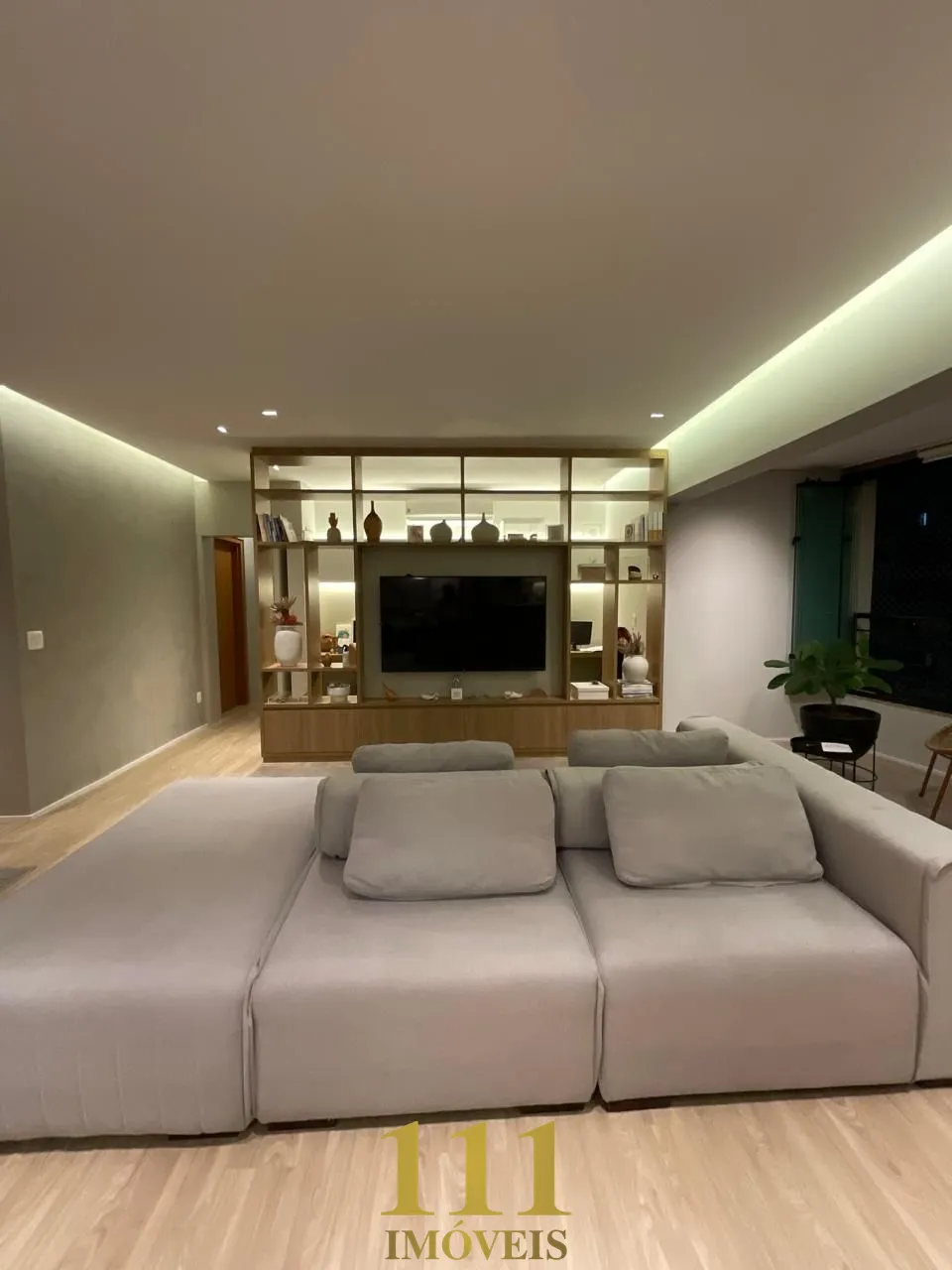 Apartamento no Edifício Renaissance em Taubaté SP.