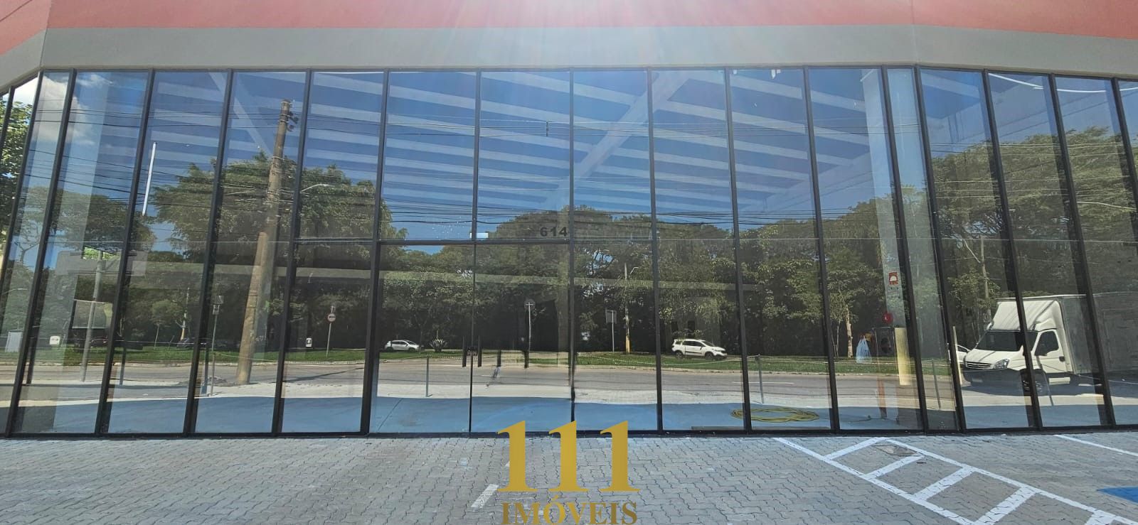 PONTO COMERCIAL NOVO NO BAIRRO AQUARIUS