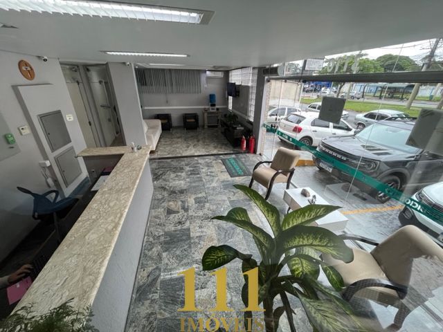 Prédio comercial na Avenida Andrômeda Cidade Jardim