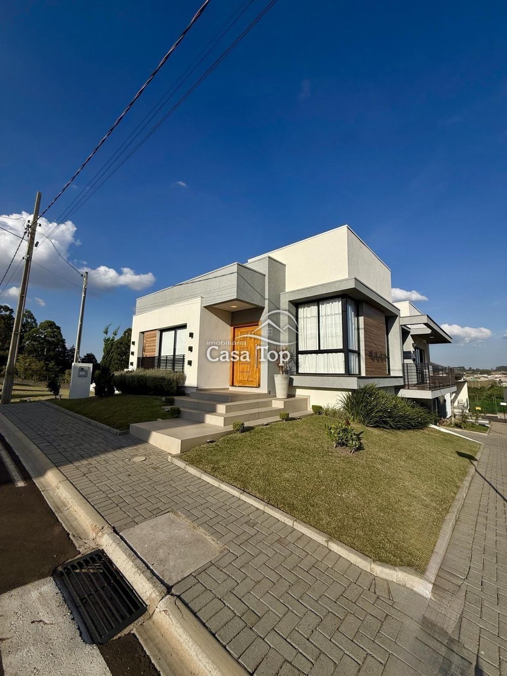 Casa semimobiliada à venda Condomínio Reserva Ecoville I - Contorno