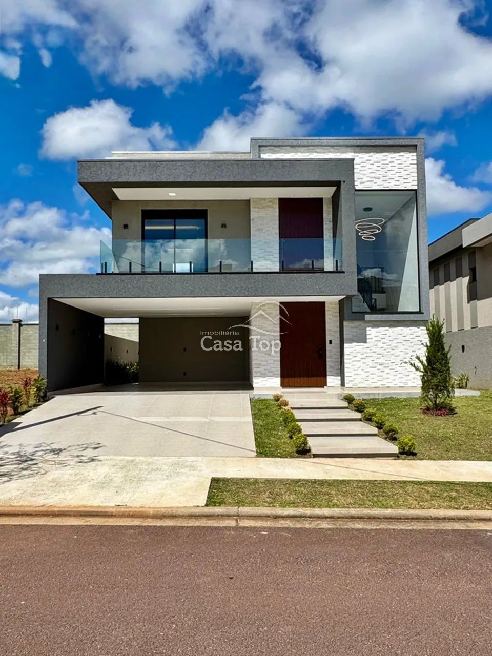 Casa Semimobiliada para alugar Condomínio Terras Alphaville - Jardim Carvalho