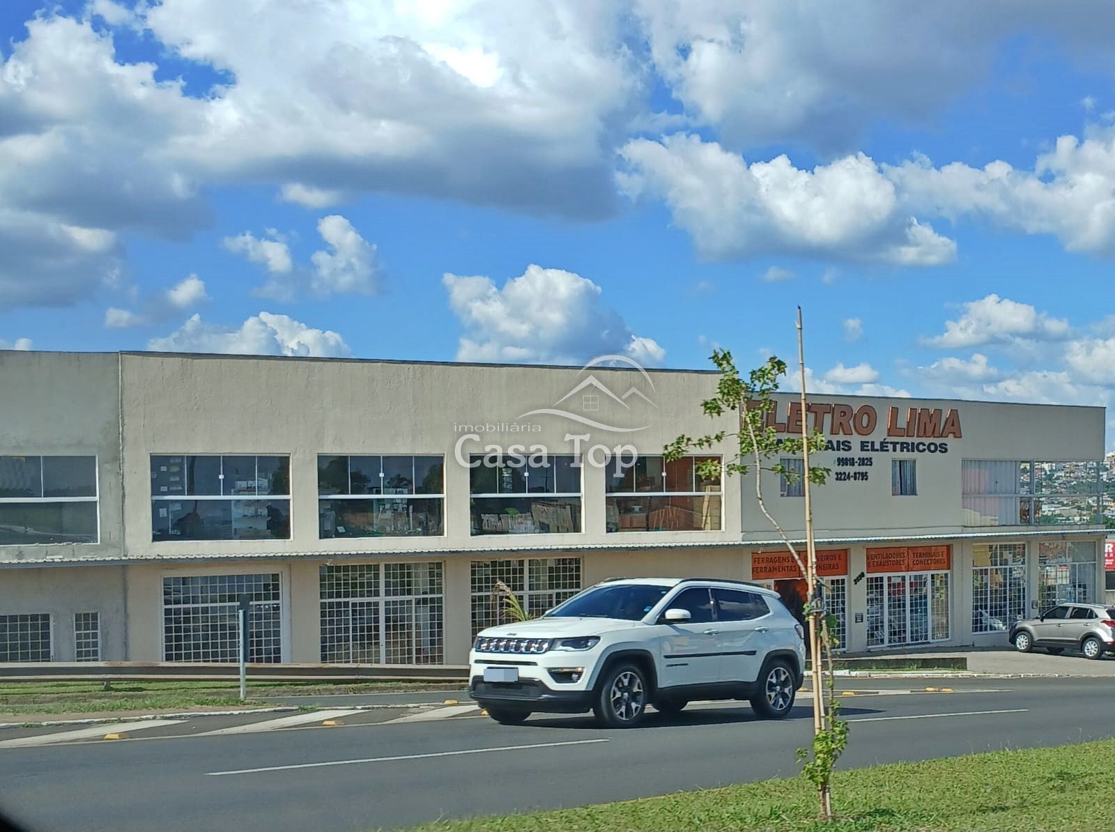 Sala comercial para alugar - Contorno