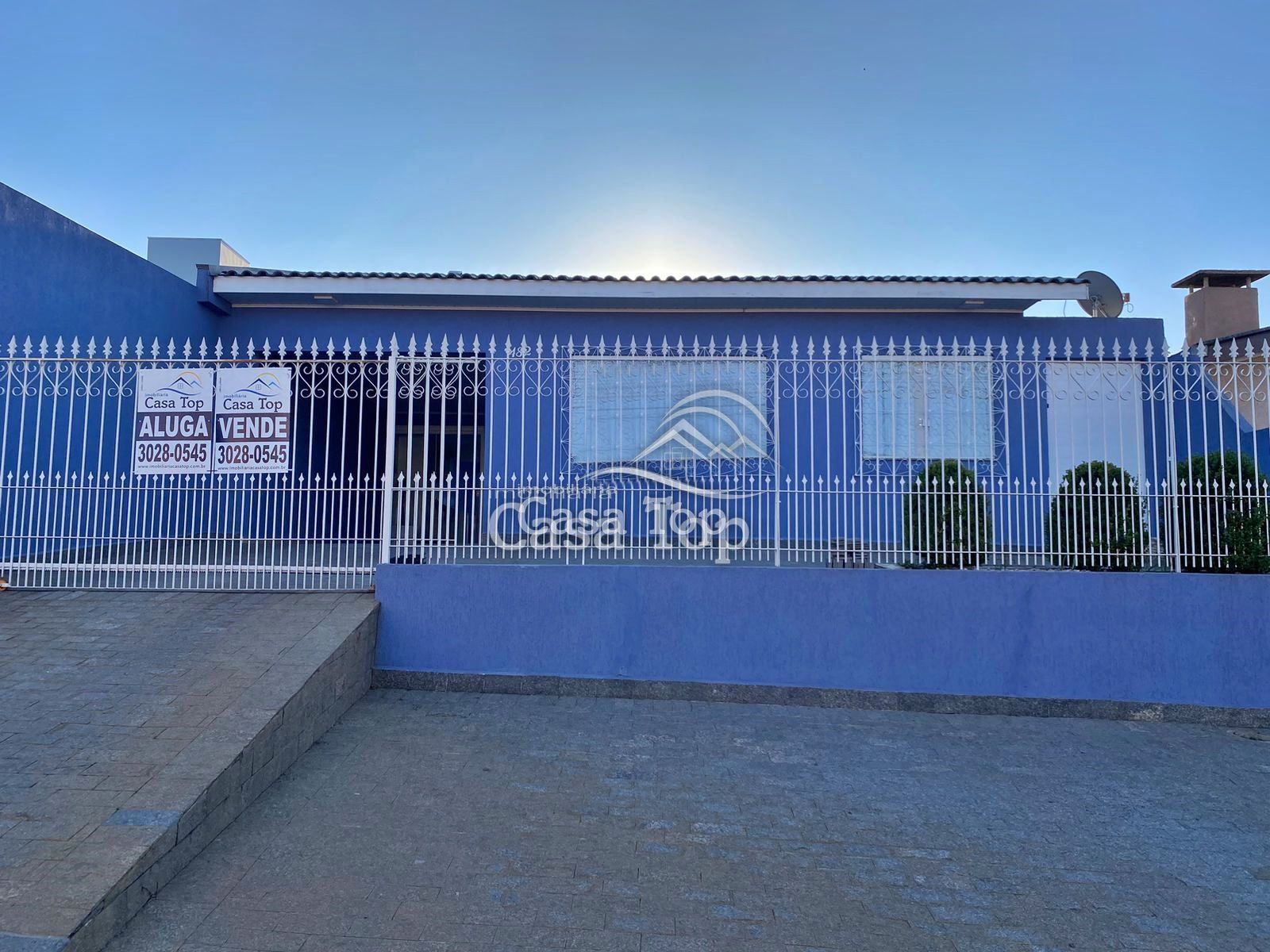 Casa semimobiliada para alugar Santa Paula
