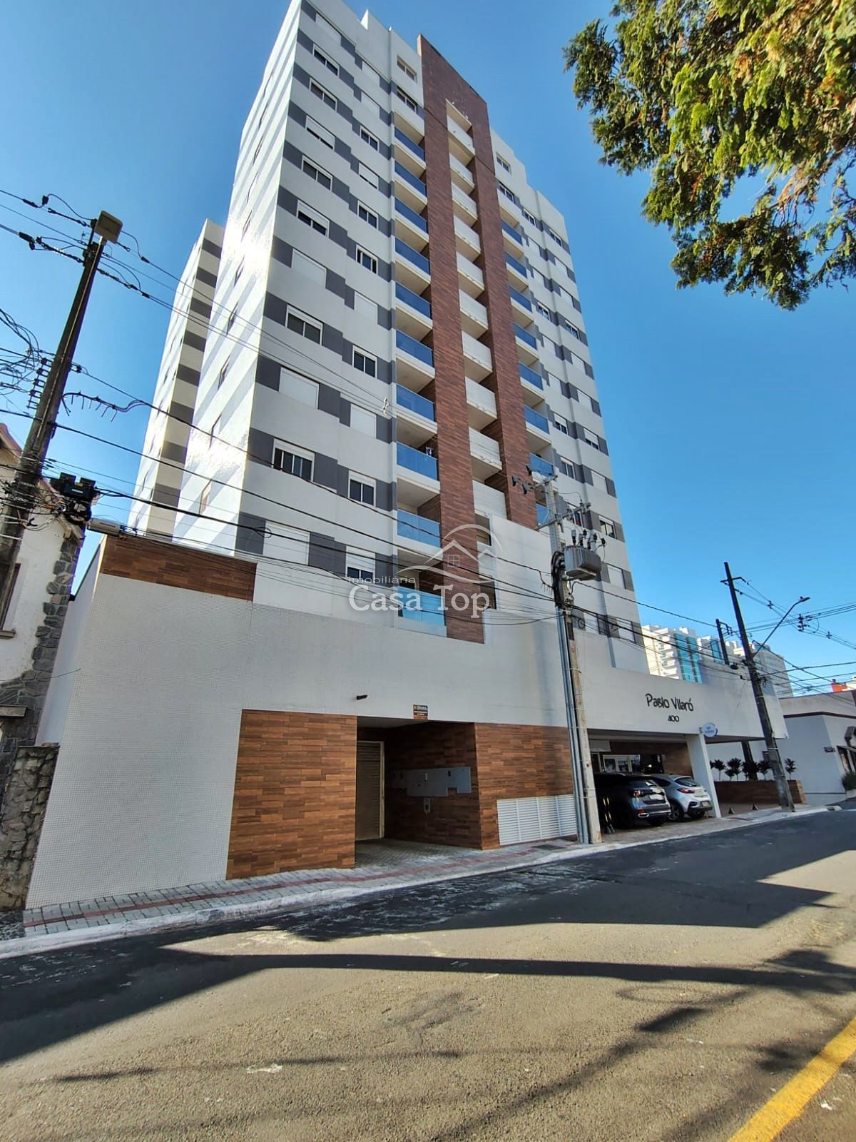 Apartamento semimobiliado para alugar Edifício Pablo Vilaró - Centro