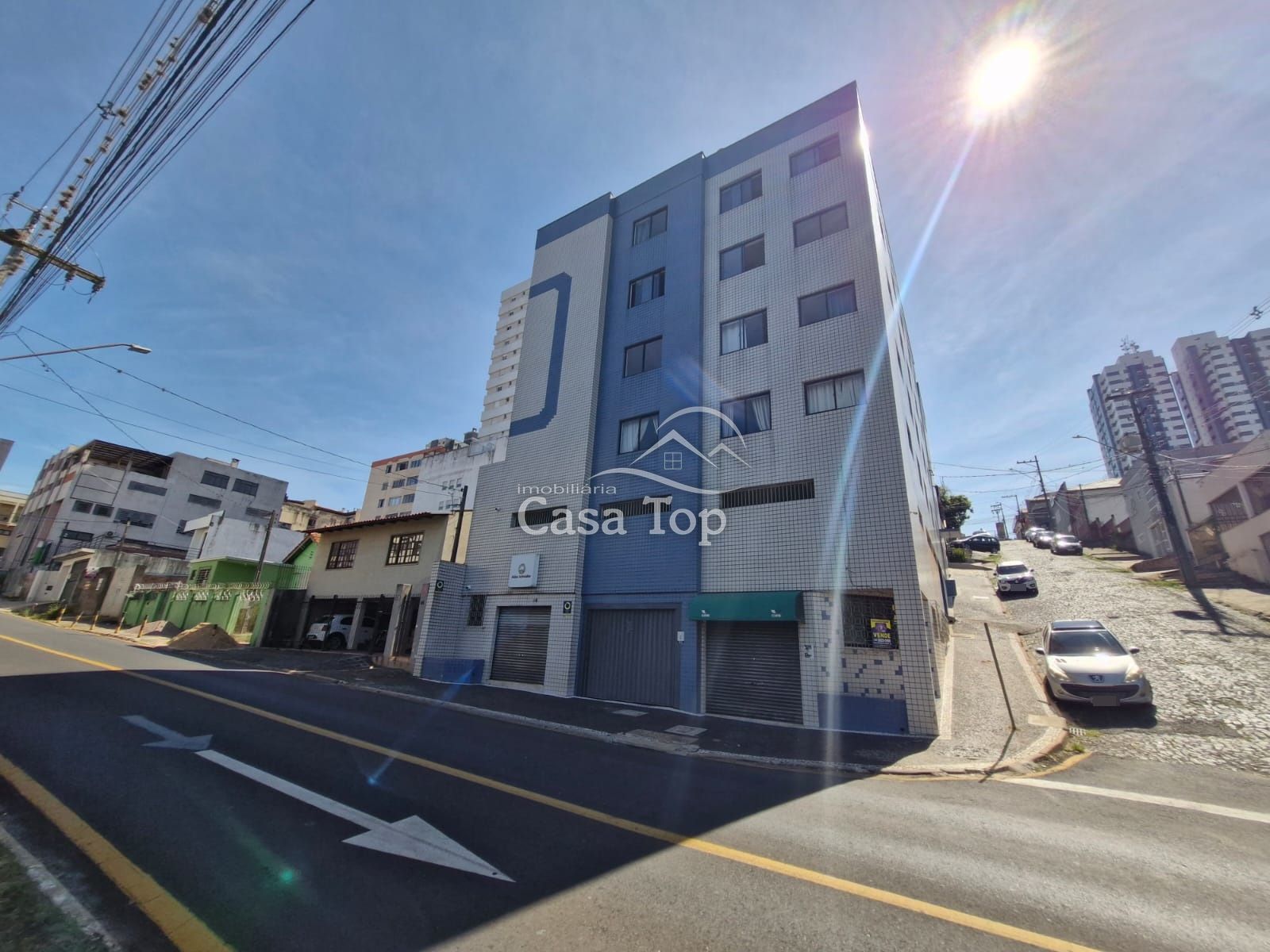 Apartamento para alugar no Edifício Bittar - Centro