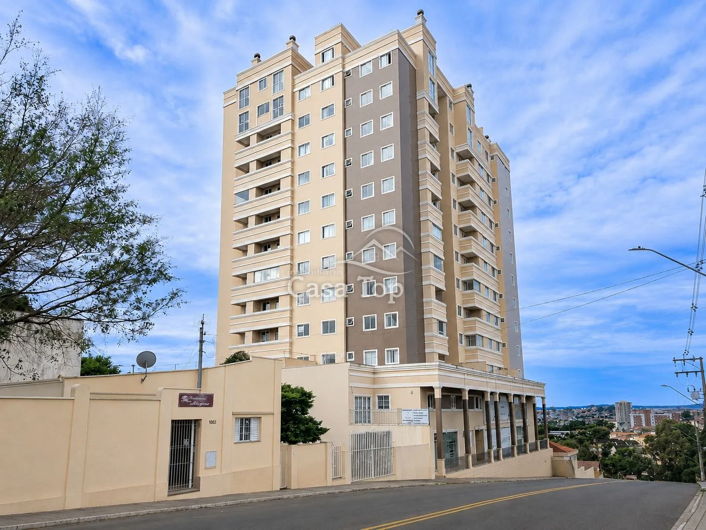 Apartamento semimobiliado para alugar Centro - Edifício Rio Volga