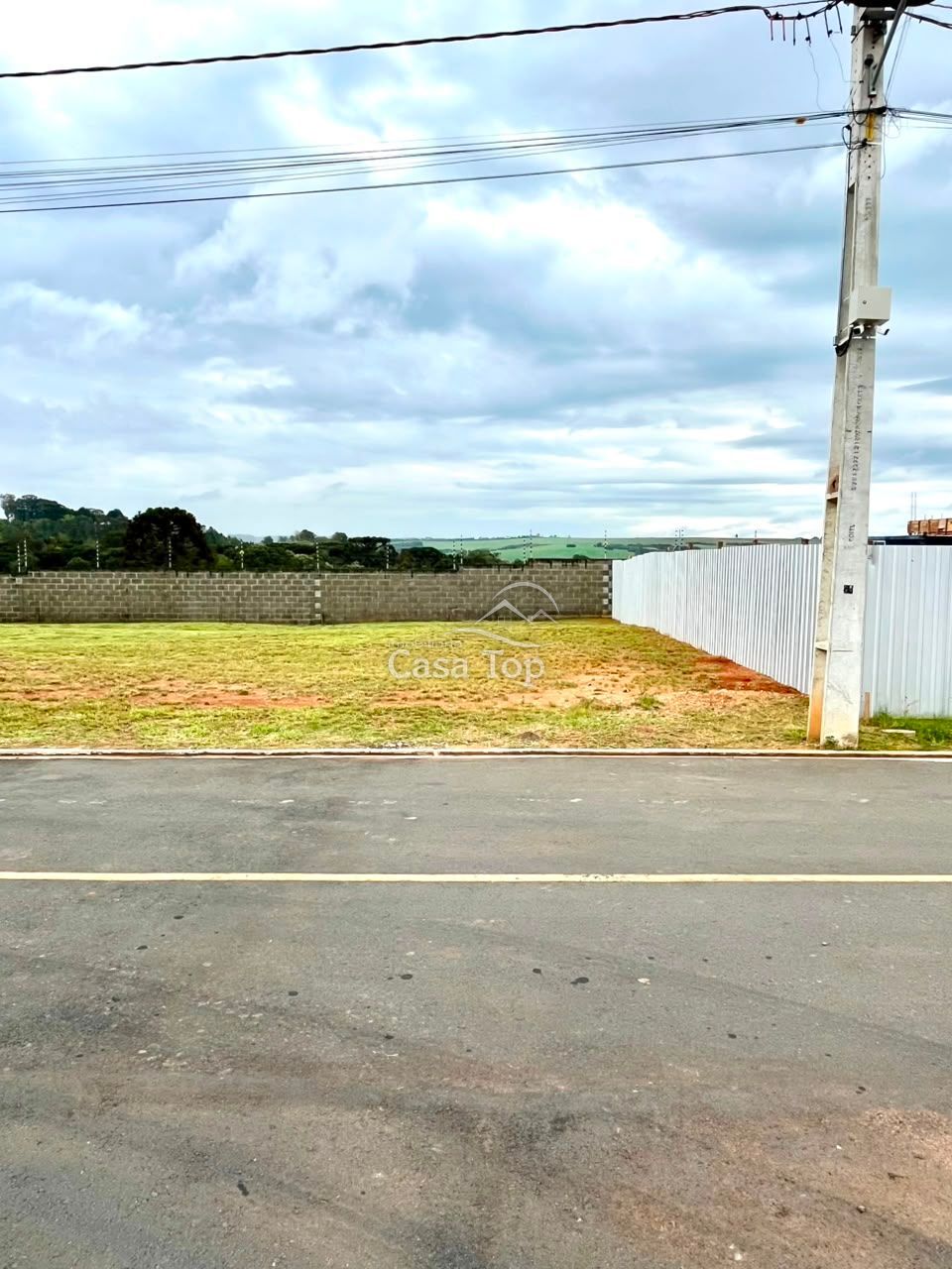 Terreno à venda Condomínio Bosque Mistral - Jardim Carvalho