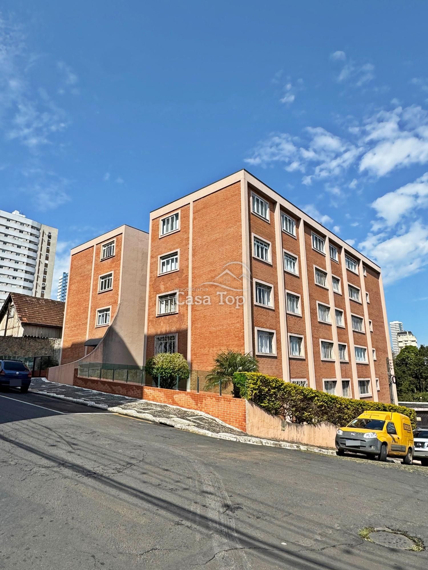 Apartamento semimobiliado à venda Edifício Presidente - Centro