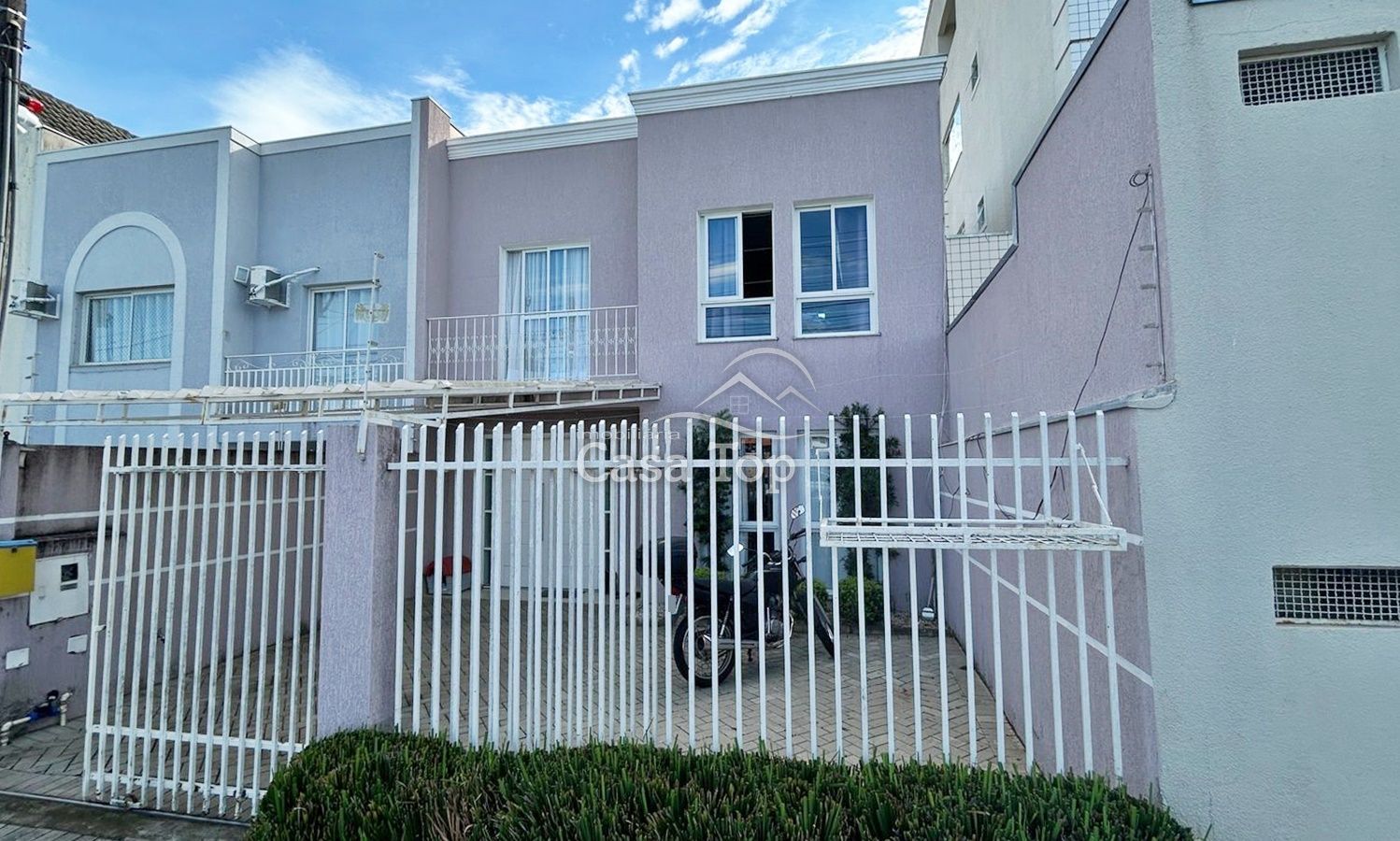 Sobrado à venda no Jardim Carvalho