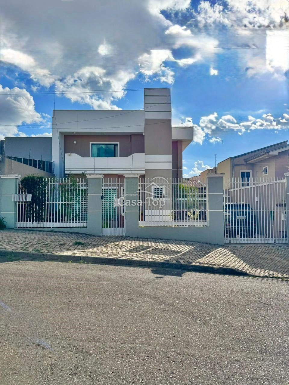 Sobrado à venda Jardim Carvalho