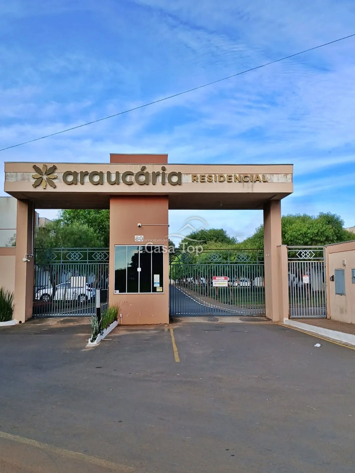 Sobrado mobiliado para alugar Uvaranas - Residencial Araucária