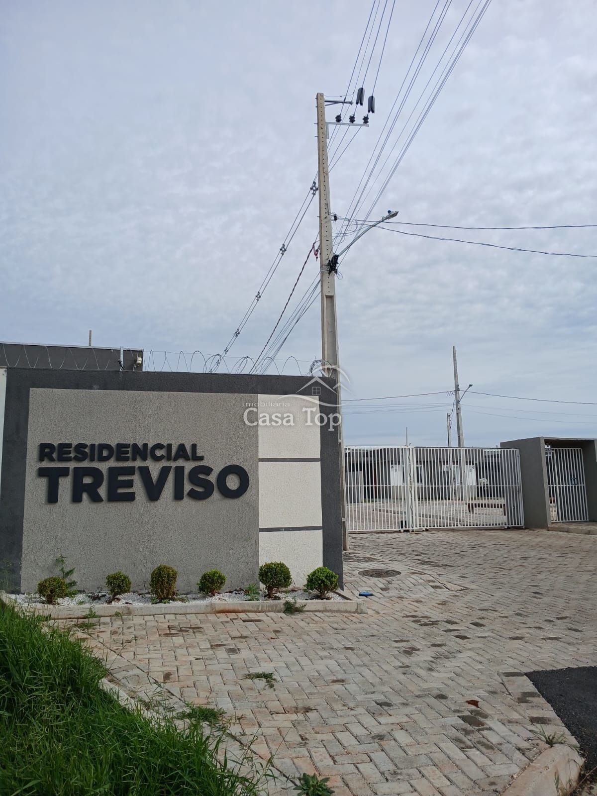Casa para alugar Condomínio Treviso - Cará-Cará