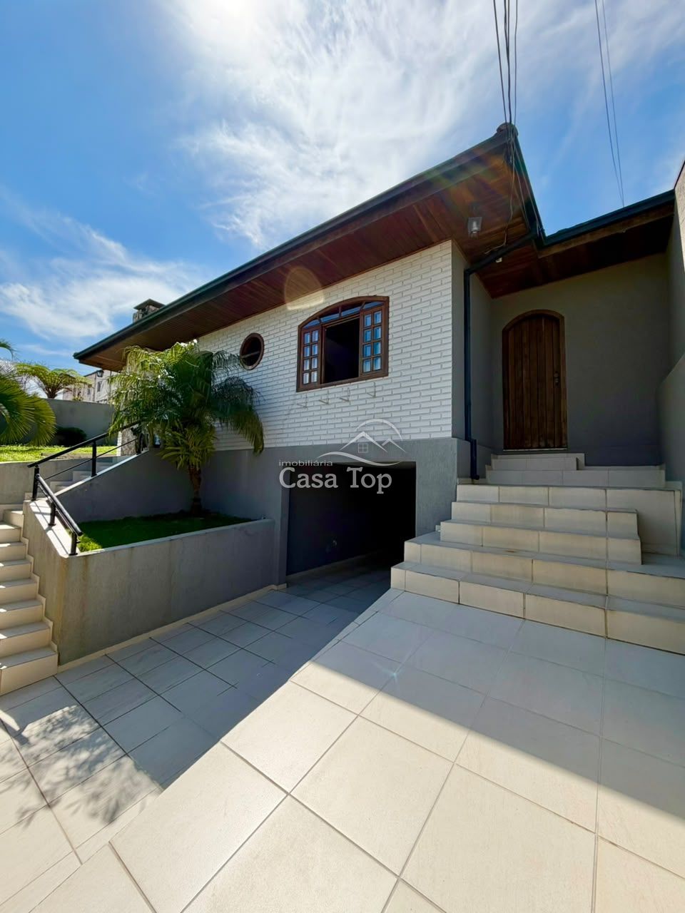 Casa semimobiliada à venda Ronda