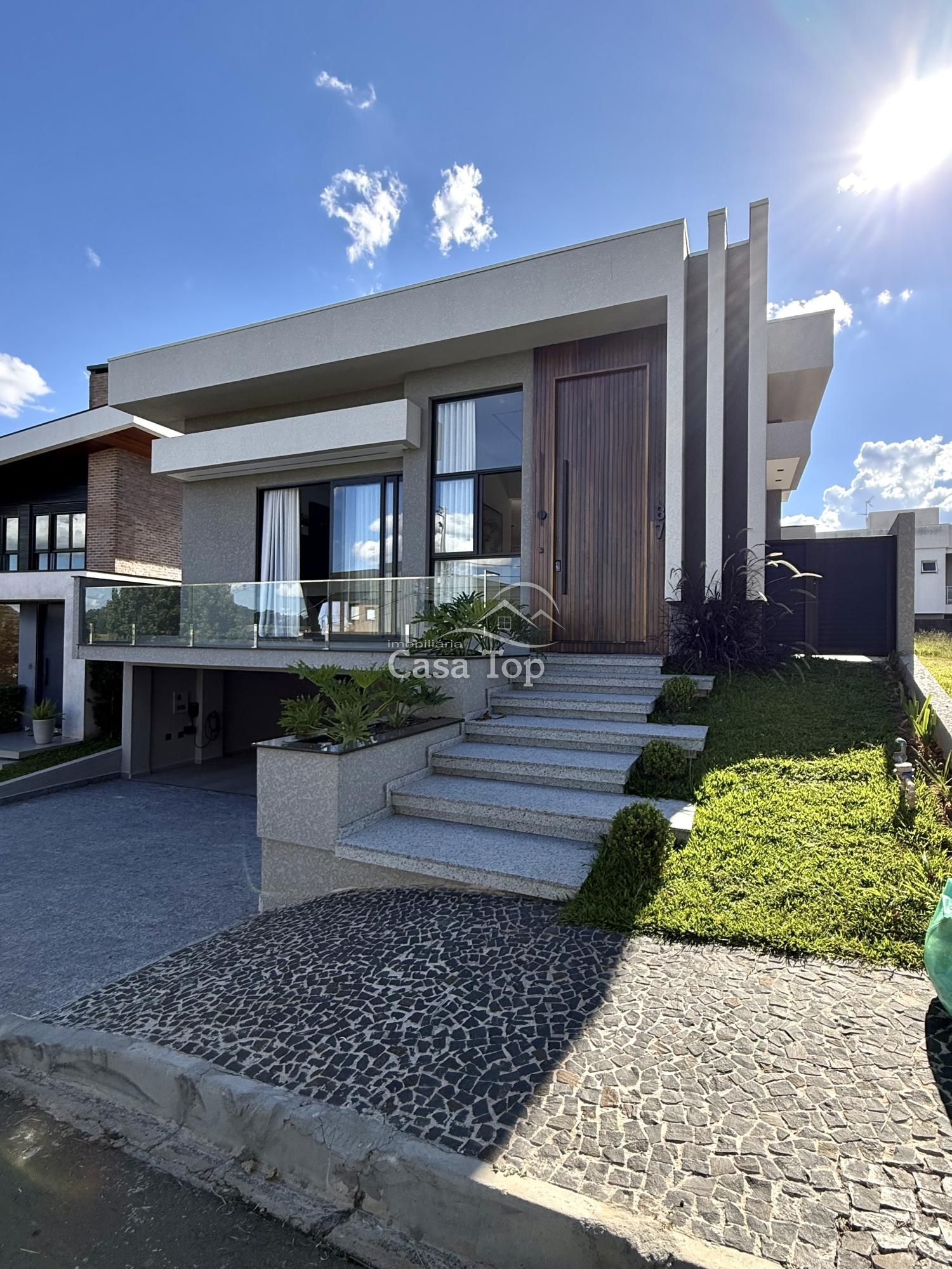 Casa à venda Condomínio La Defense - Vila Estrela