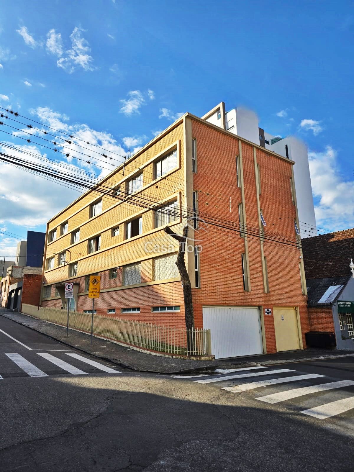 Apartamento para alugar Edifício Angelo Moro - Centro