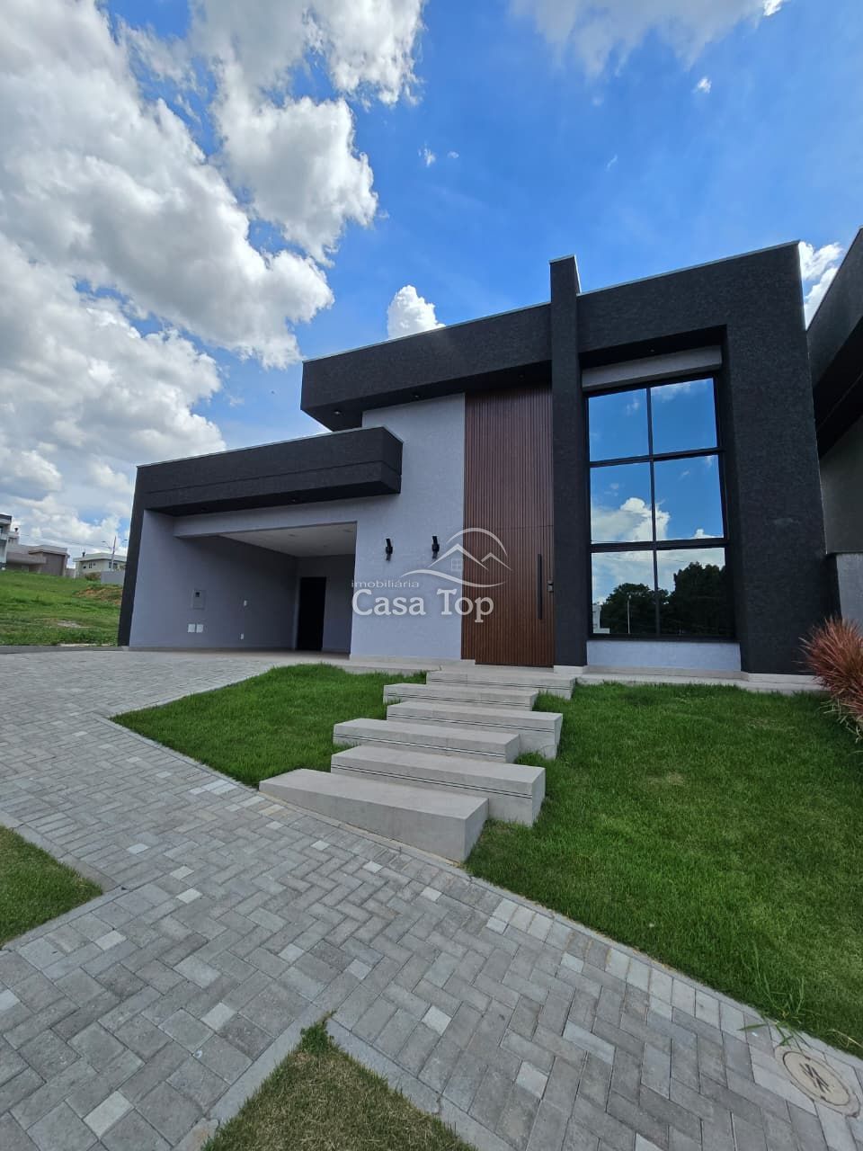 Casa semimobiliado à venda Condomínio Residencial Blumengarten - Órfãs