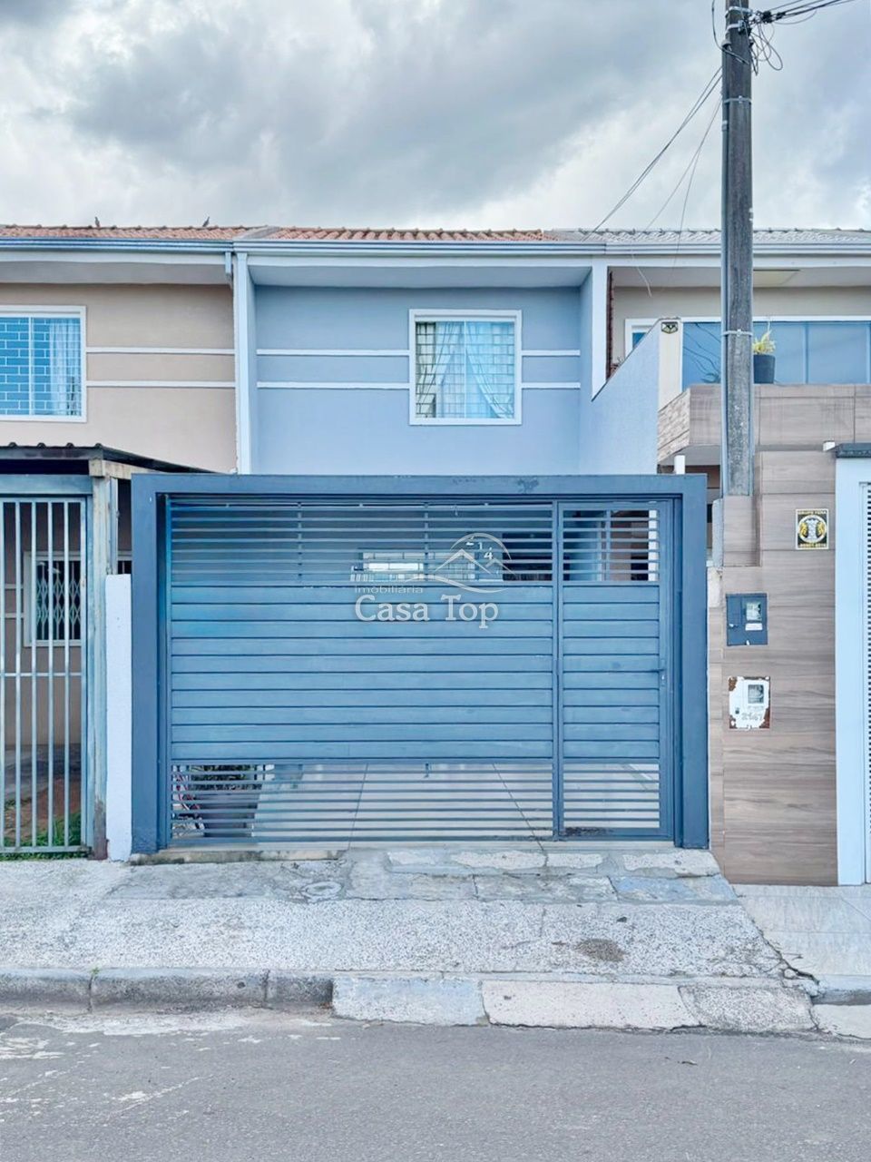 Sobrado à venda - Órfãs