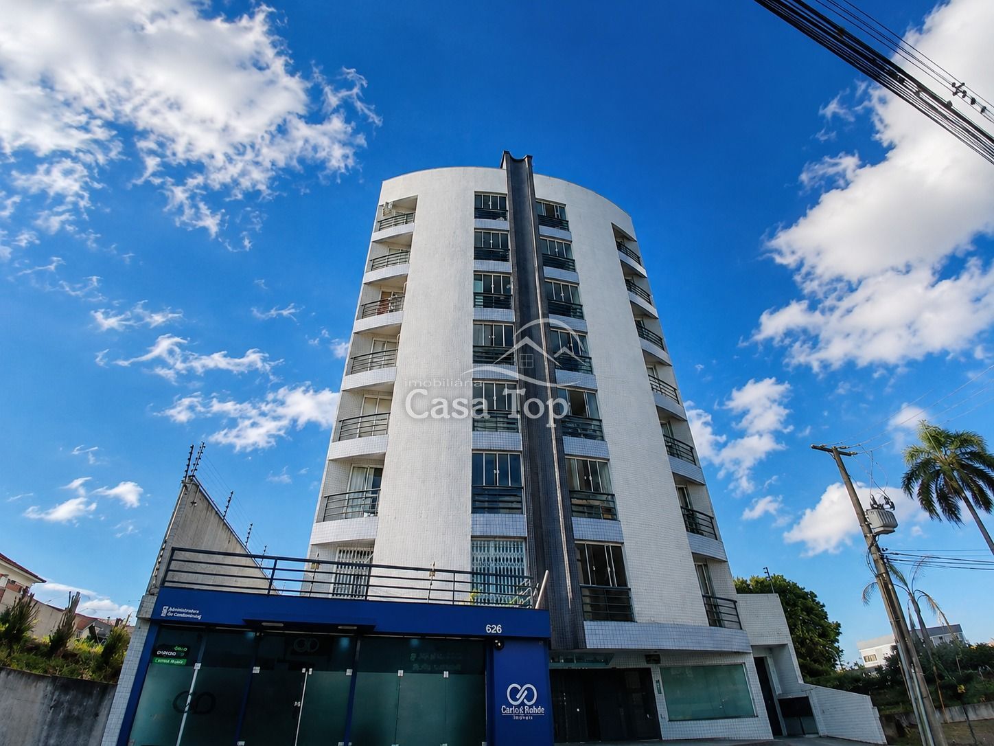 Apartamento semimobiliado para alugar Nova Rússia - Edifício São Petersburgo