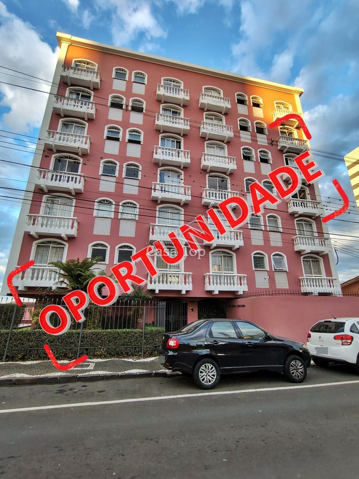Apartamento à venda Edifício Dona Leocádia - Centro