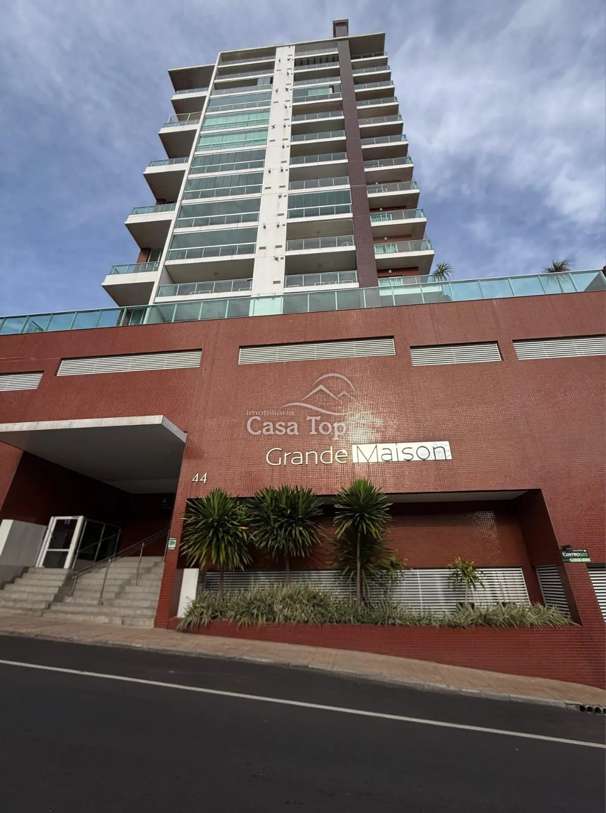 Apartamento Duplex à venda Edifício Grande Maison - Oficinas