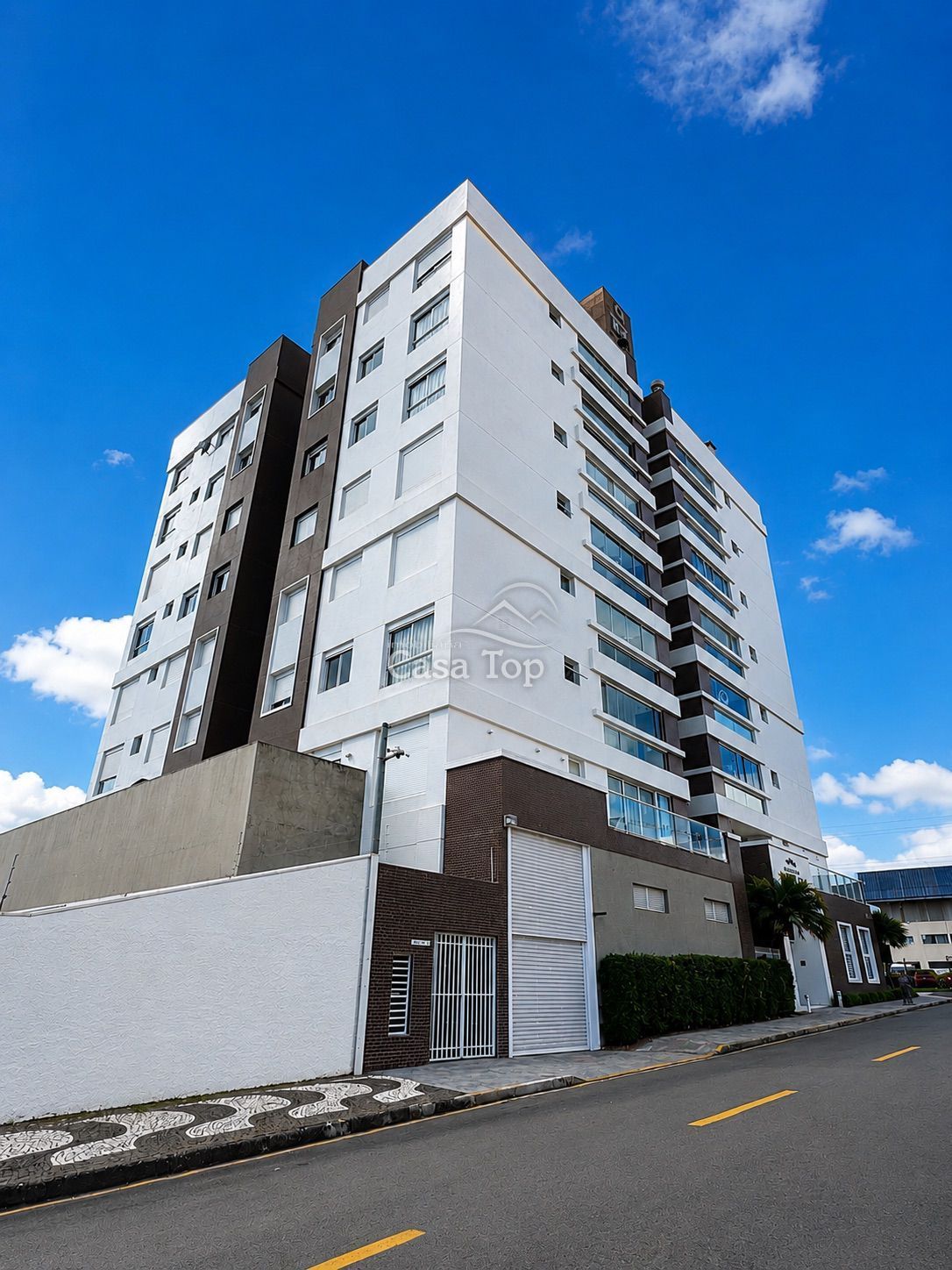 Apartamento semimobiliado à venda Órfãs - Edifício Nob Plaza