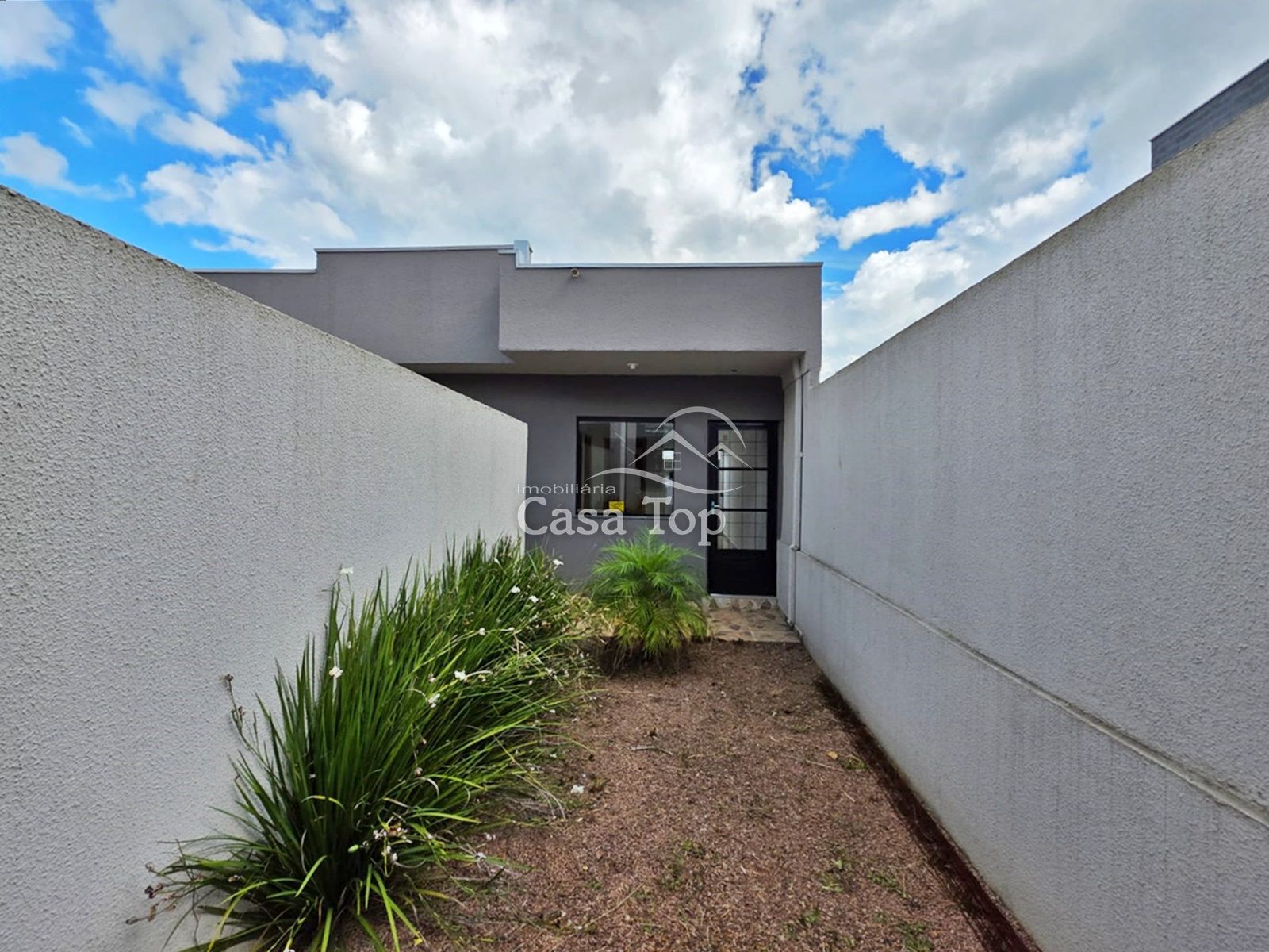 Casa à venda Colônia Dona Luiza
