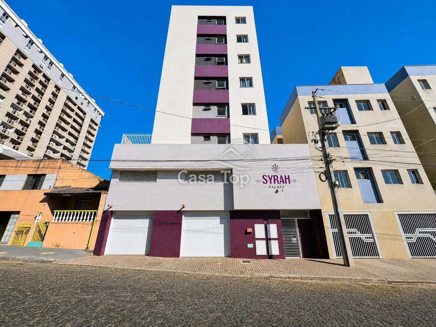 Apartamento mobiliado para alugar Edifício Syrah Palace - Centro