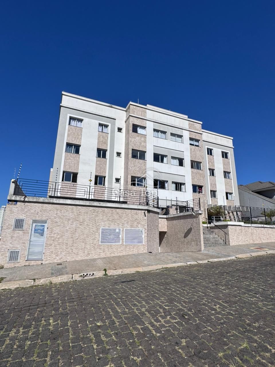 Apartamento semimobiliado à venda Edifício Palazzo Modena - Jardim Carvalho