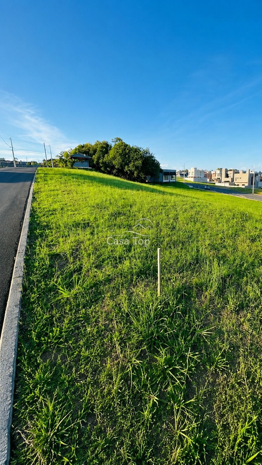 Terreno à venda Condomínio Bosque Mistral - Jardim Carvalho