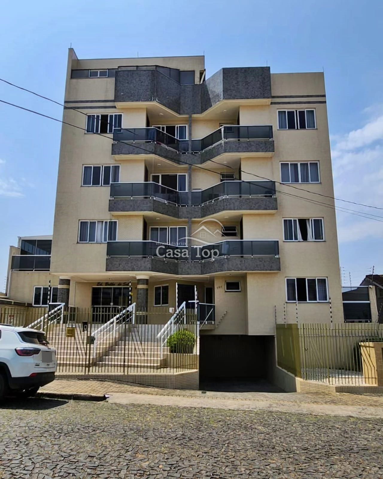 Apartamento mobiliado à venda Edifício Brilho do Sol - Nova Rússia