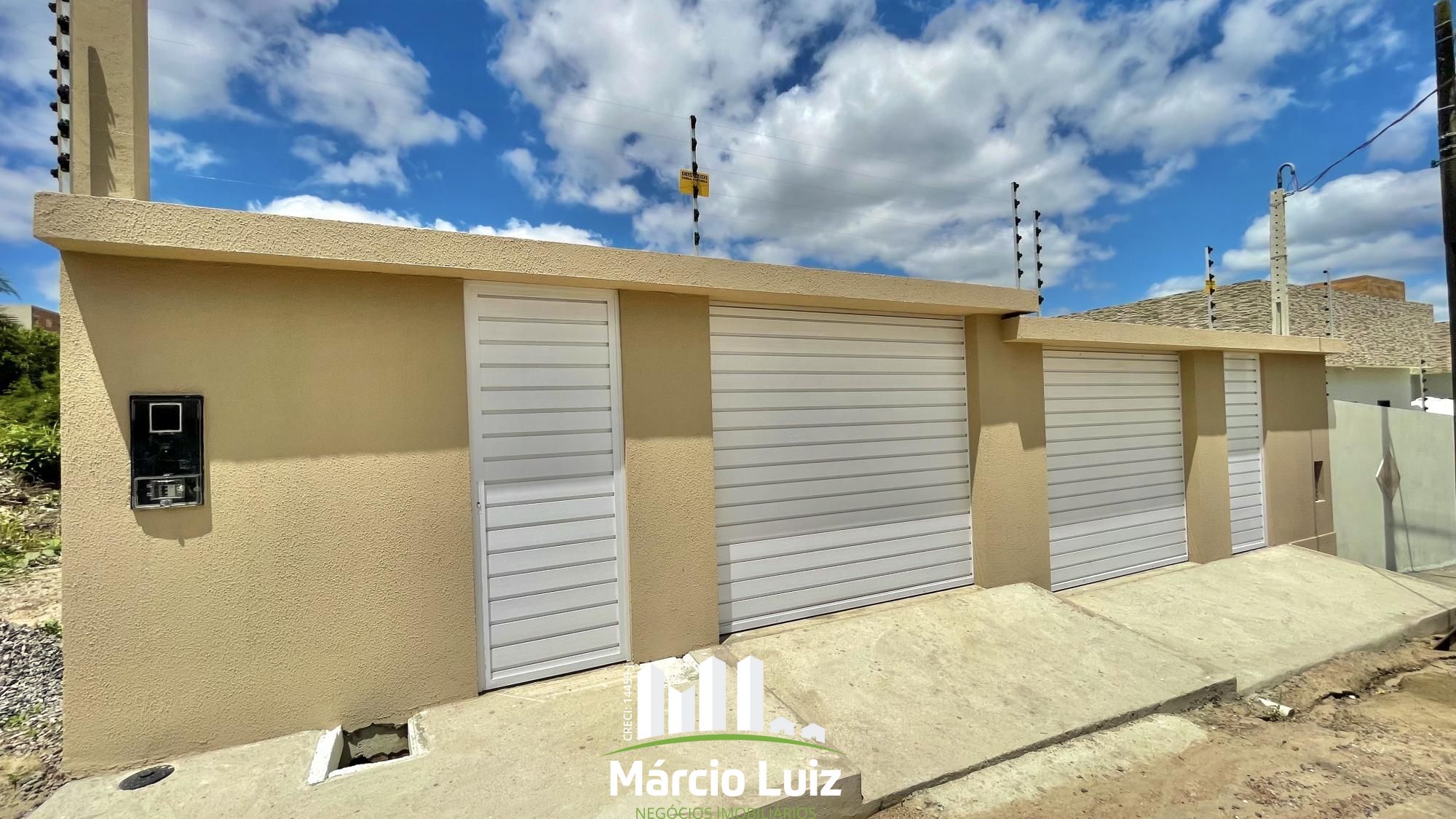 VENDIDA - Casa em Gravatá no Loteamento Jardim Petrópolis