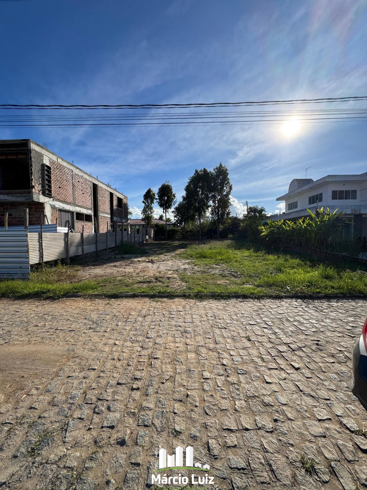 Terreno a venda no Condomínio Colonial Inn