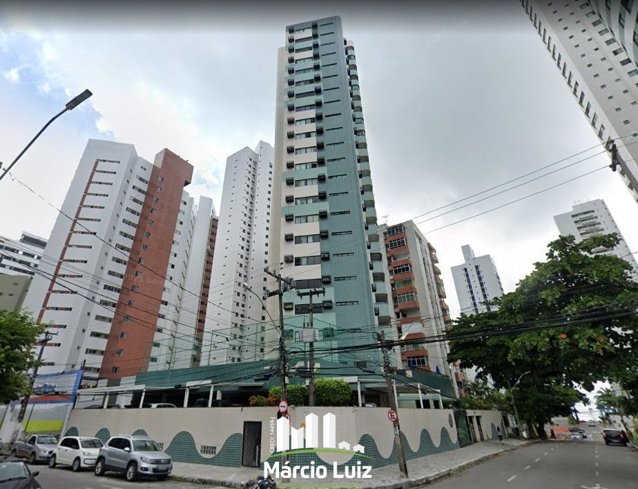 Apartamento à venda no Edf. Castelo Dei Príncipe, bairro Setúbal - Recife