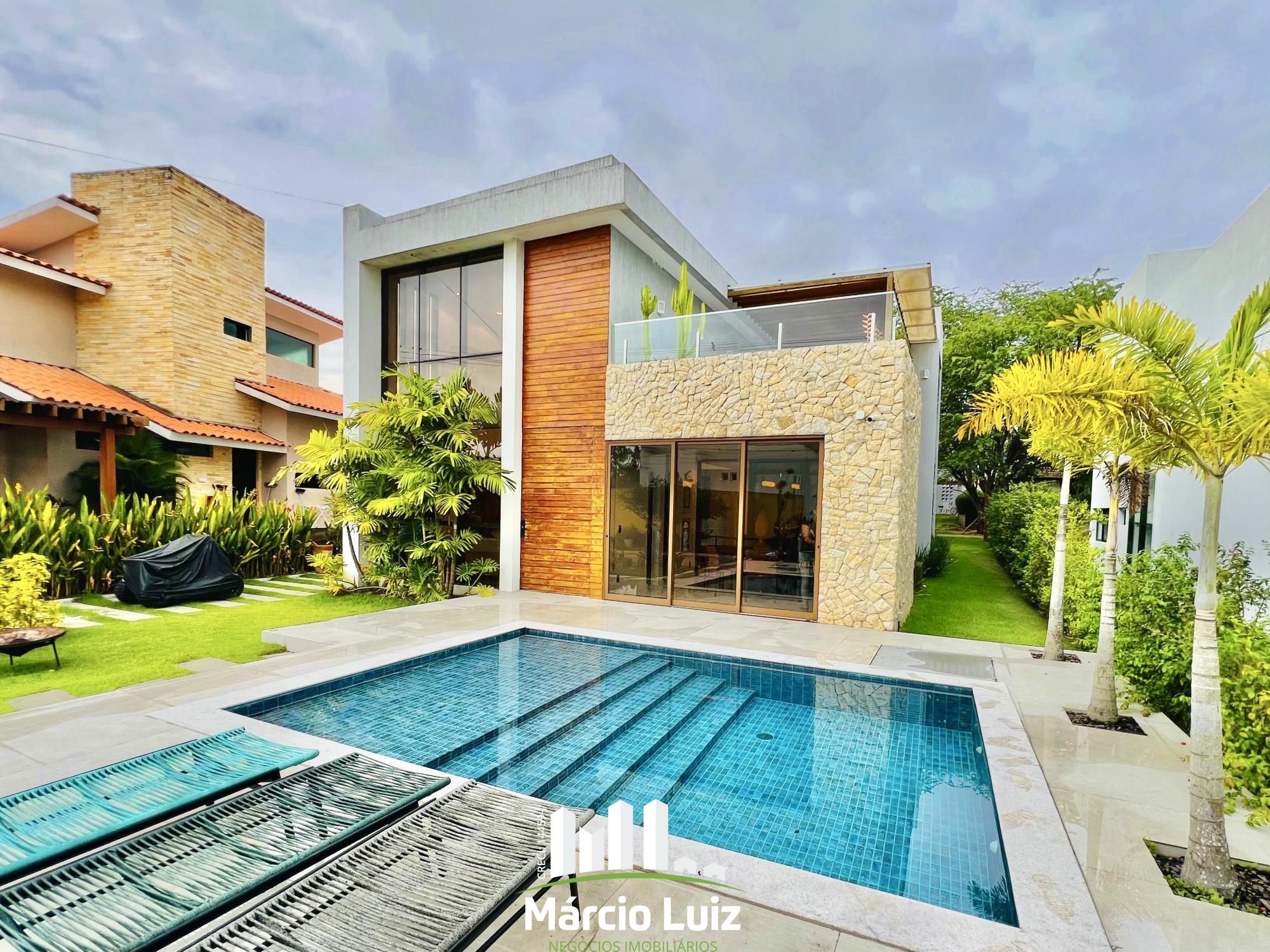 Casa de alto padrão à venda no condomínio Colonial Inn