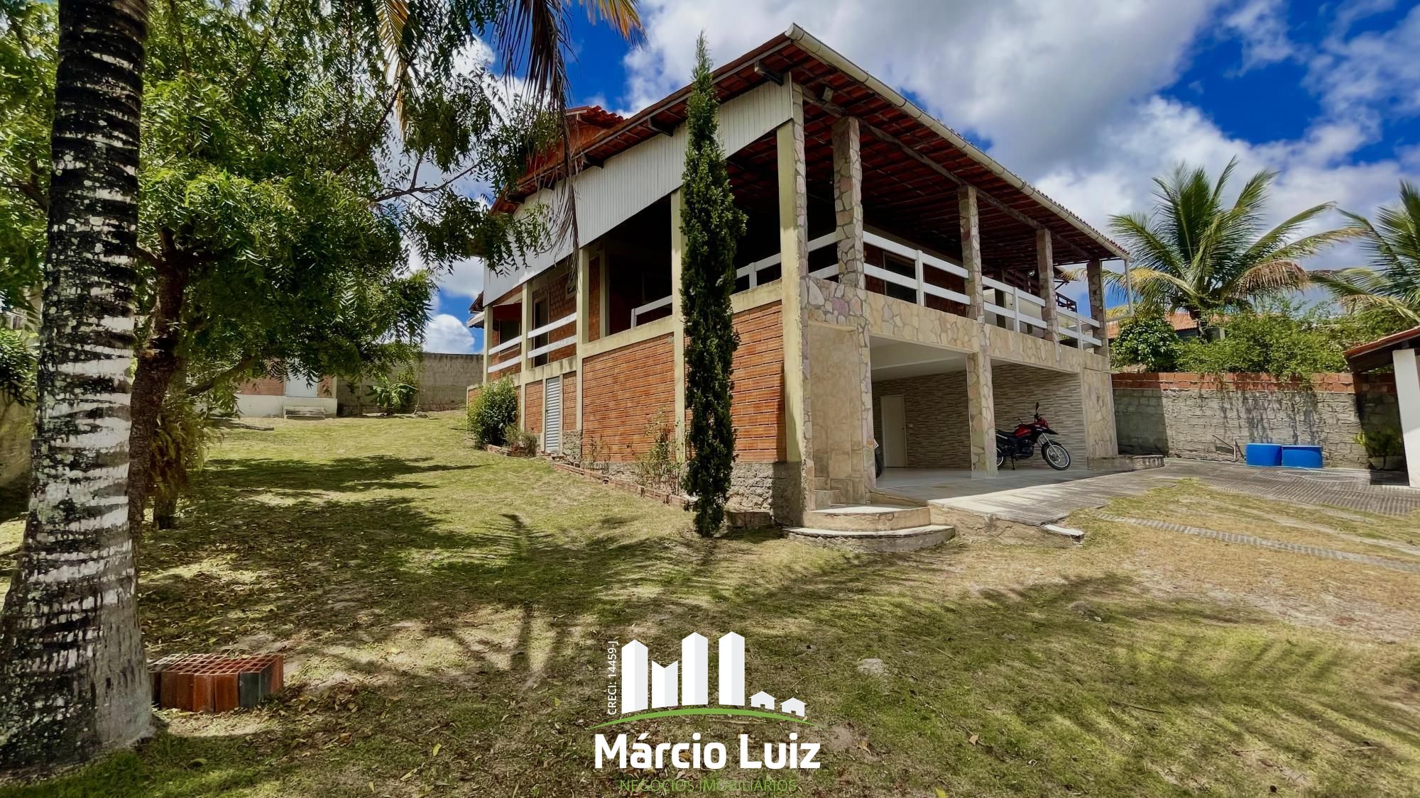 Casa Solta à Venda com 03 Quartos e Piscina em Gravatá