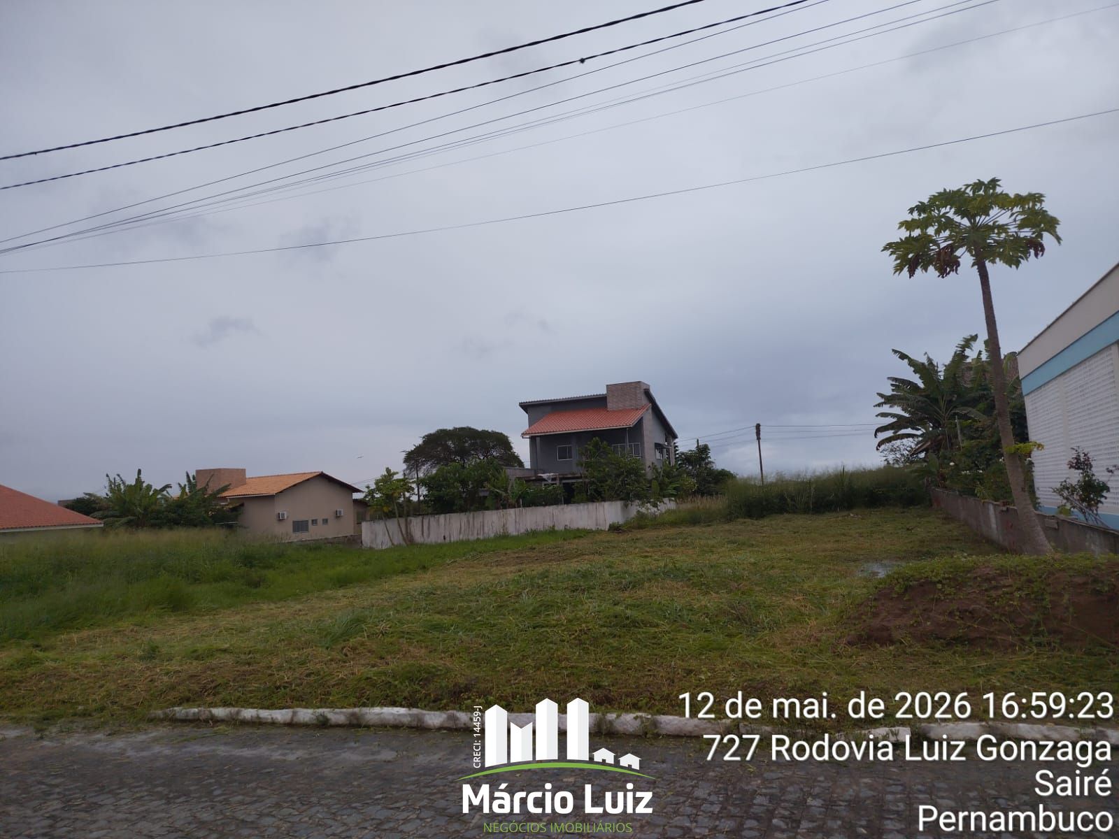 Terreno de 450m² à Venda no Condomínio Vista Alegre em Gravatá