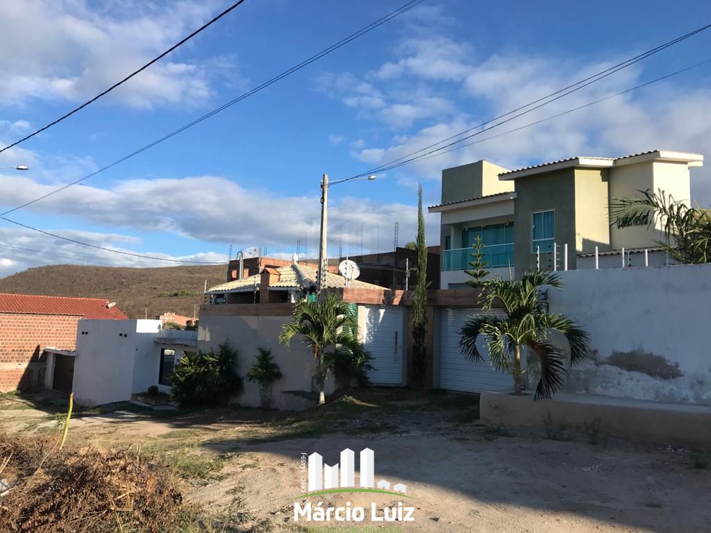 Casa de alto padrão em Gravatá à venda por trás do Maisons de France