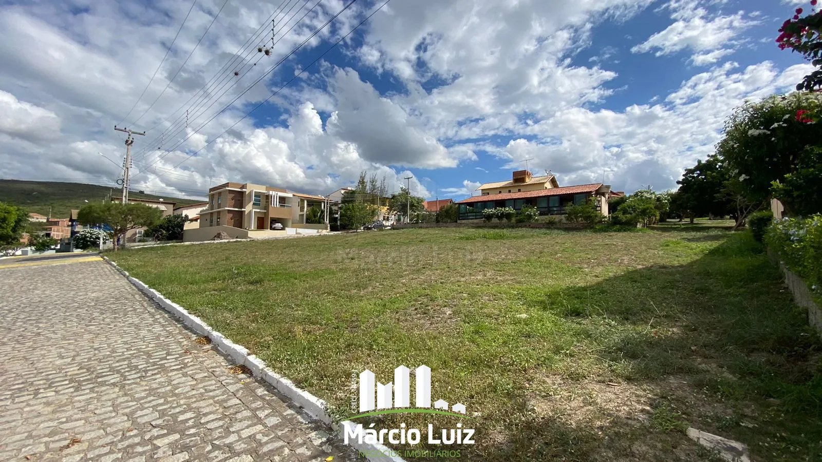 Terrenos à venda em Gravatá no Condomínio Maisons de France