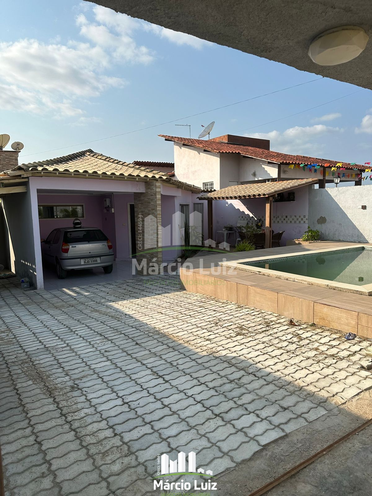 Casa solta com 03 quartos e piscina à venda em Gravatá